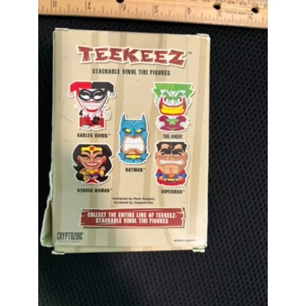 Cryptozoic DC comics Teekeez Harley Quinn stackable vinyl tiki fig